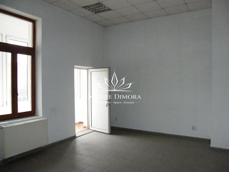 Birou, de 67 mp, în Ultracentral