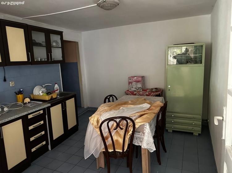 Casă cu 5 camere în Plugova