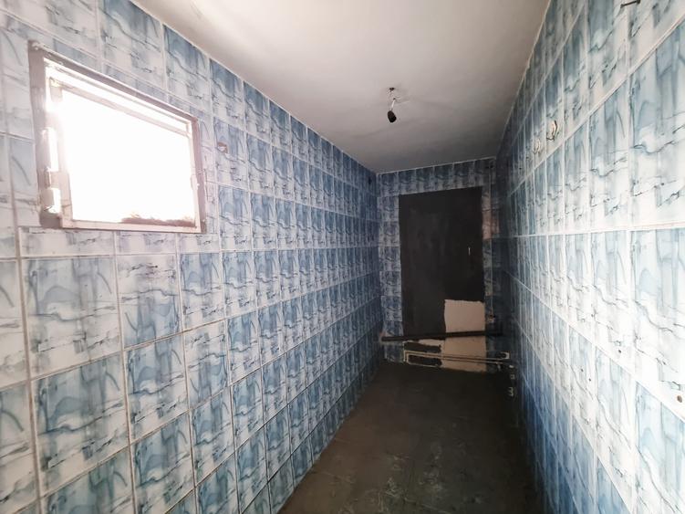 Casă individuală cu 5 camere cu Canalizare în Nord