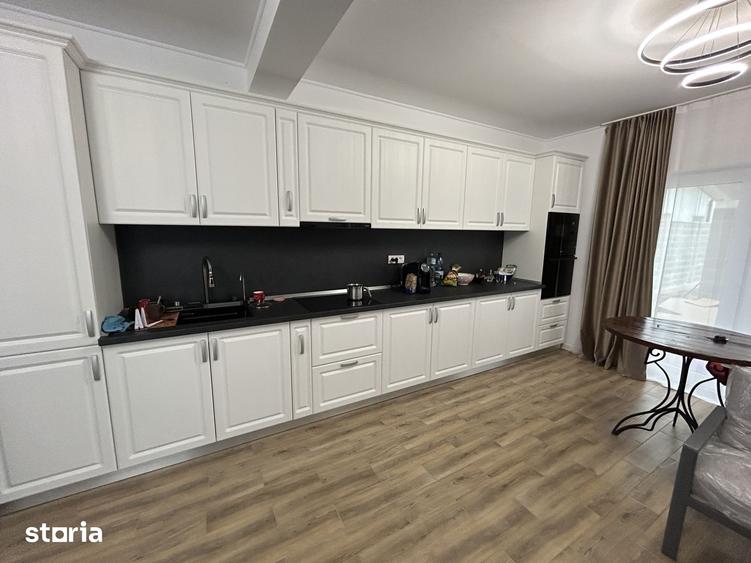 Casă cu 3 camere cu Teren 350 Mp în Livada