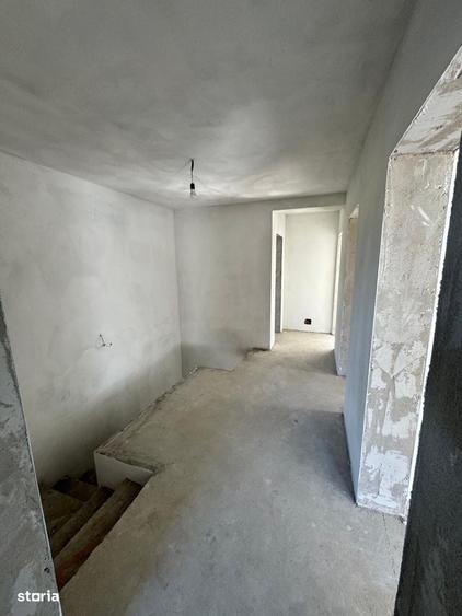 Casă cu 4 camere cu Teren 200 Mp în Central