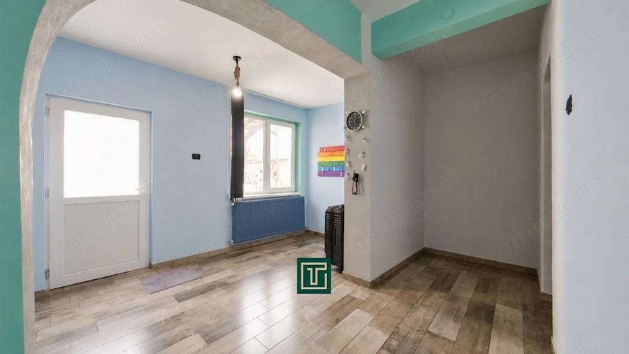 Casă cu Teren 720 Mp în Grădiște