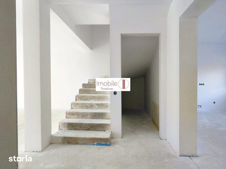 Casă cu 4 camere cu Teren 360 Mp în Florești