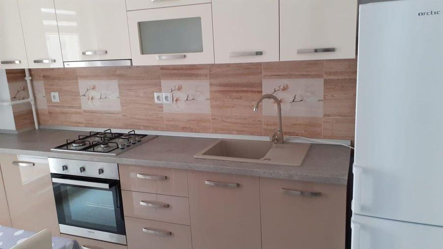 Garsonieara decomandata balcon parcare zona Turnisor - 2