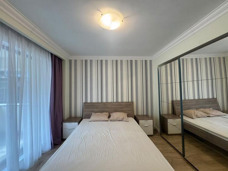 Apartament cu 3 camere semidecomandat, mobilat în Aviației