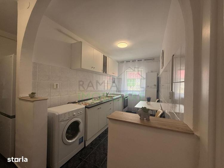 Apartament cu 2 camere decomandat în Răcădău