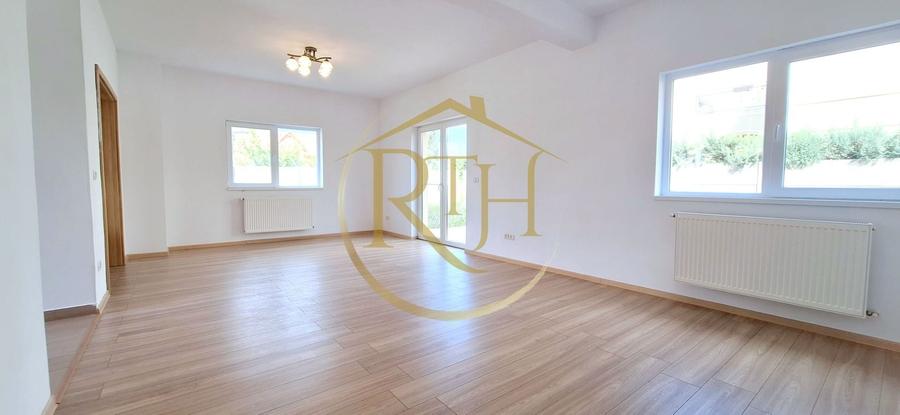 Duplex cu 4 camere cu Canalizare în Dumbrăvița