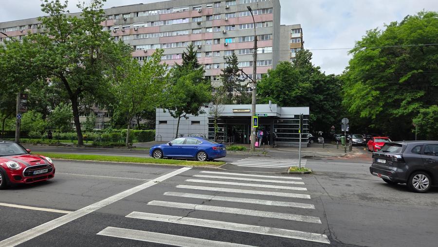 Apartament cu 2 camere decomandat în Bucureștii Noi