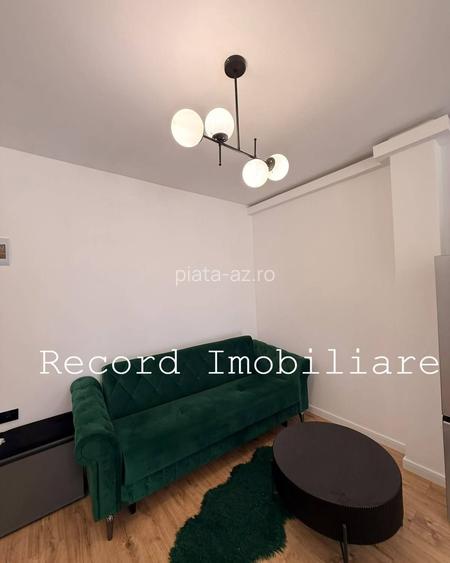Prima inchiriere 2 camere Str.Eroilor blocurile albe