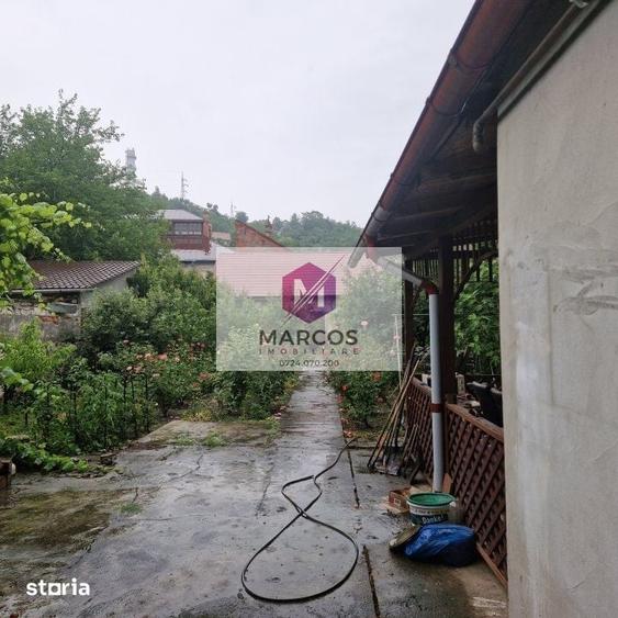 Apartament cu 7 camere în Muncitoresc