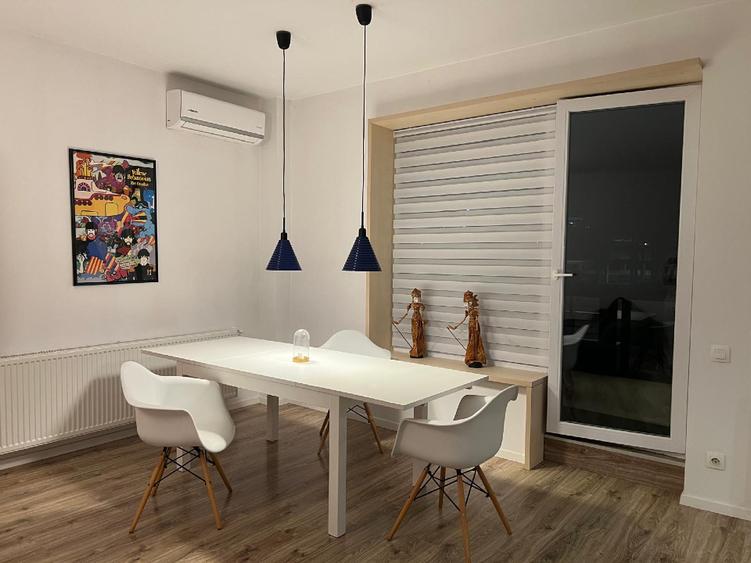 Apartament cu 3 camere decomandat în Floreasca