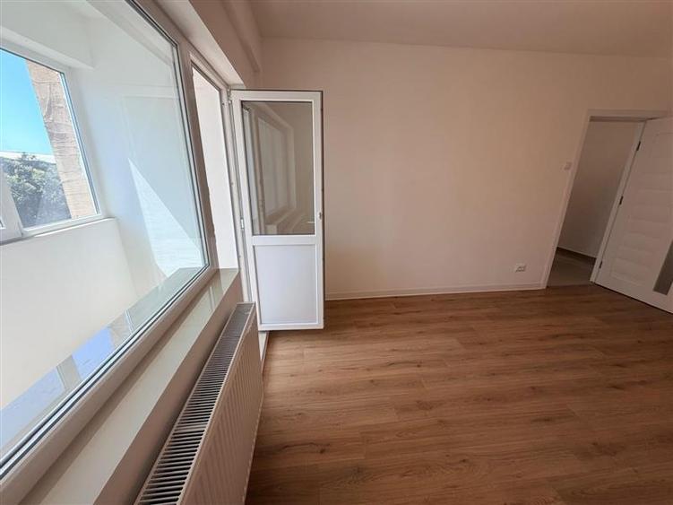 Apartament cu 2 camere decomandat în Dacia