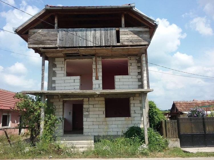 Casa si teren in Tagadau, Arad id 17643 - 1