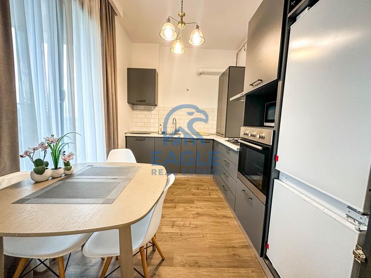 Apartament cu 2 camere nedecomandat, mobilat în Faleza Nord