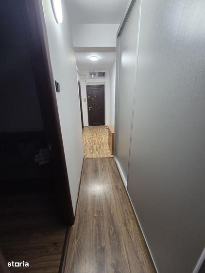 Apartament cu 2 camere în Craiovița Nouă
