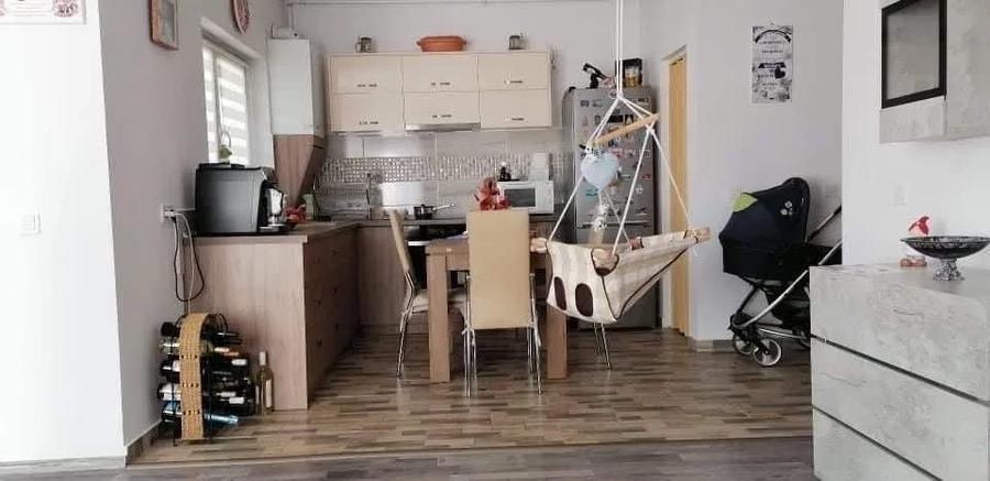 Apartament cu 2 camere decomandat în Exterior Vest