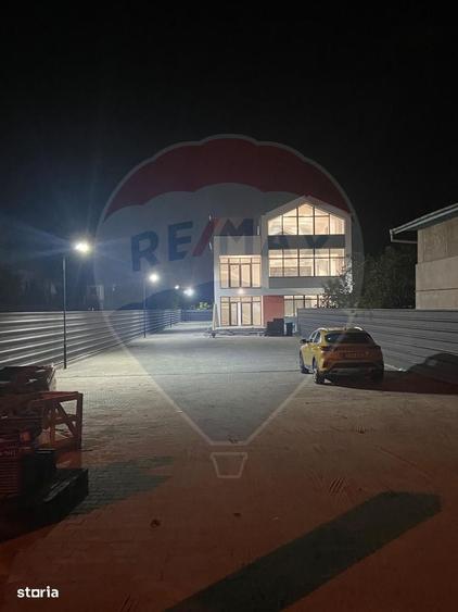 Spațiu comercial, de 410 mp, în Crevedia