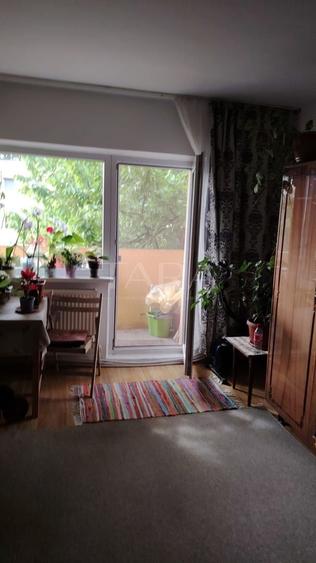 Apartament cu 2 camere decomandat în Zorilor — fotografia 3