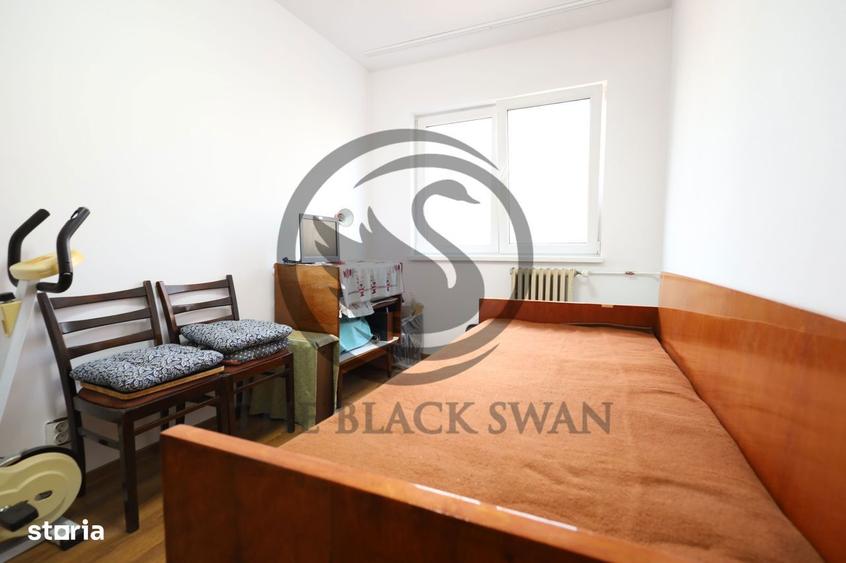 Apartament cu 3 camere semidecomandat în Nord