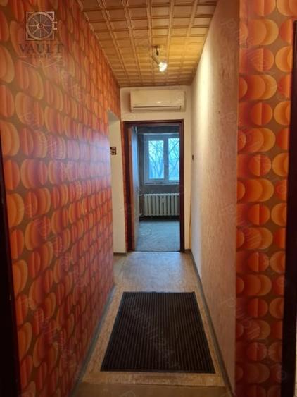 Apartament cu 3 camere decomandat în Arcul de Triumf