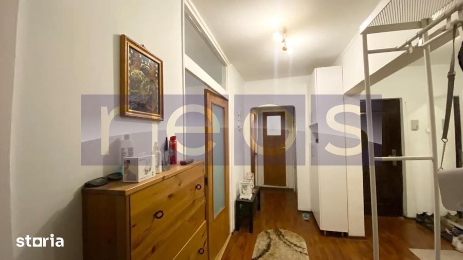 Apartament cu 4 camere decomandat în Rahova