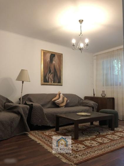 Apartament cu 2 camere decomandat în Drumul Taberei — fotografia 3