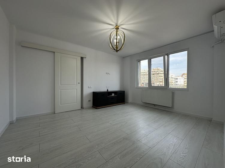 Apartament cu 3 camere semidecomandat în Ultracentral