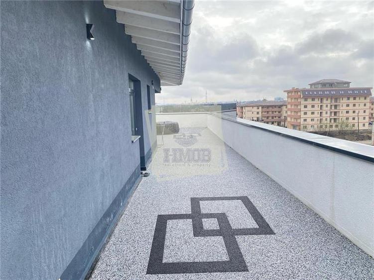 Penthouse cu 3 camere decomandat, mobilat în Exterior Vest