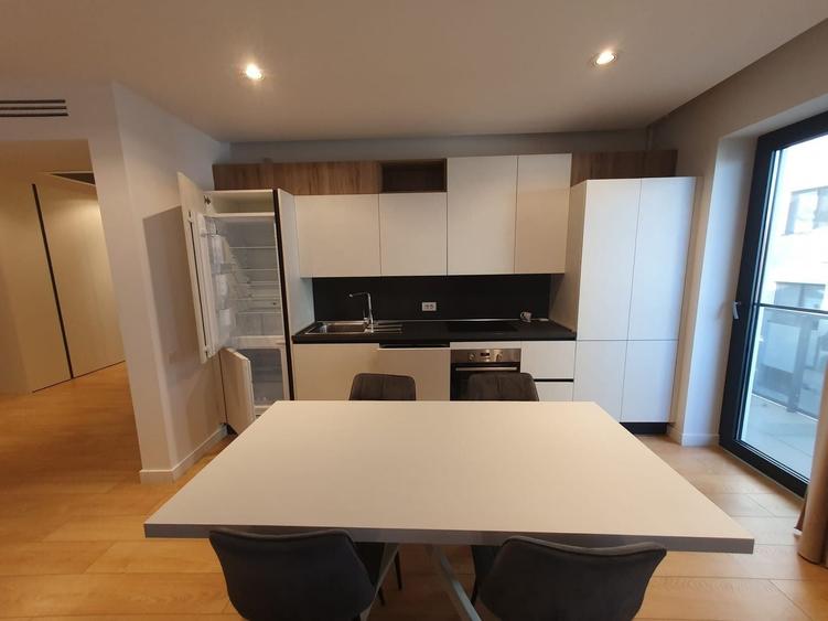 Apartament cu 2 camere, mobilat în Iancu Nicolae