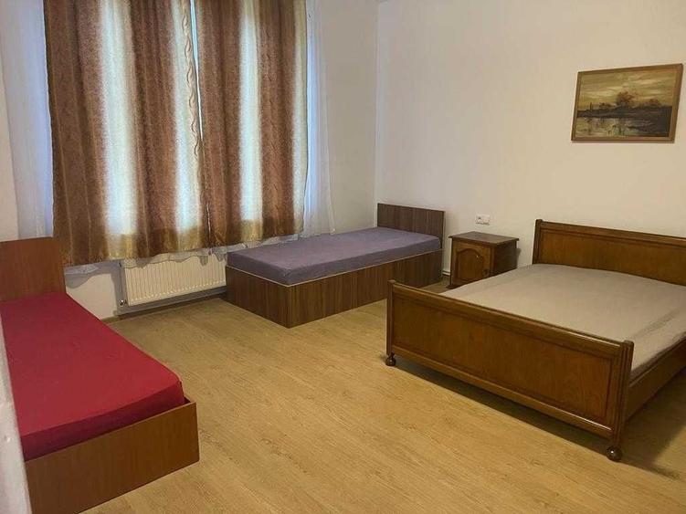 Casă cu 3 camere în Central