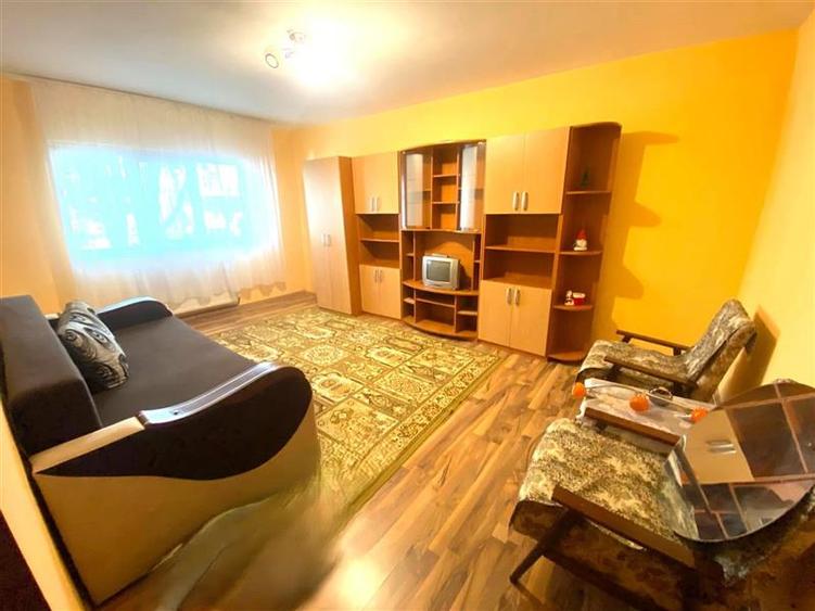 Apartament 3 camere , centrala proprie , zona Soarelui - 4