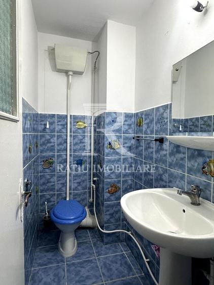 Apartament cu 3 camere decomandat în Lotus