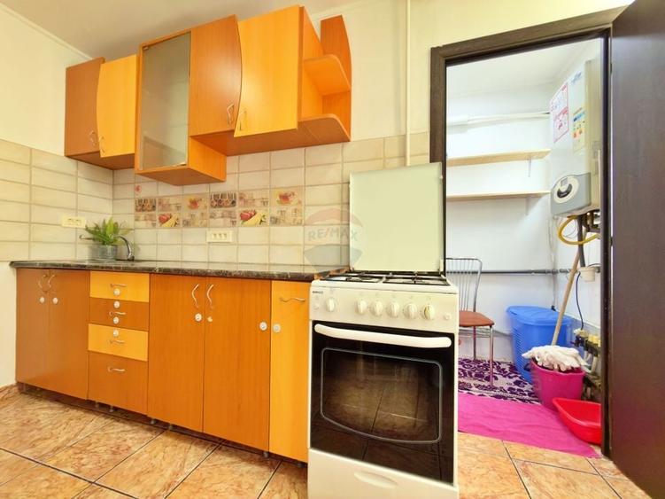 Apartament cu 2 camere decomandat, mobilat în Aurel Vlaicu