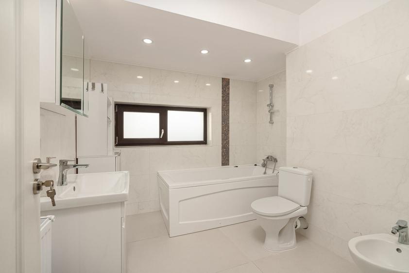 Duplex cu 4 camere cu Piscina în Drumul Taberei