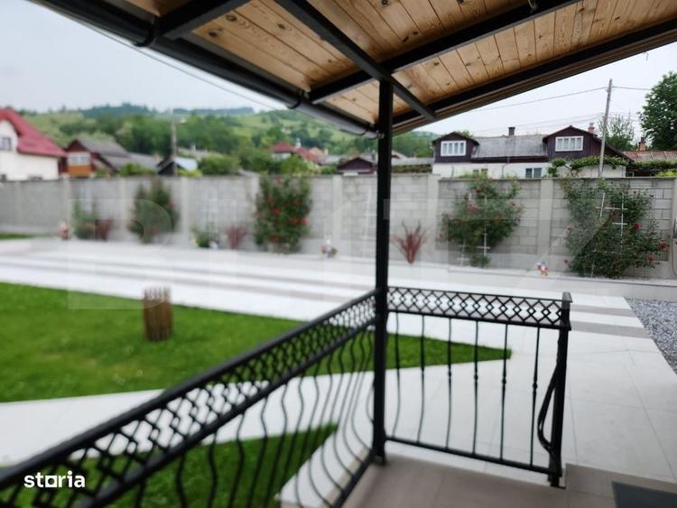 Casă cu 4 camere în Central