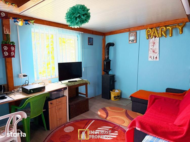 Casă cu 5 camere cu Teren 23861 Mp în Iratoșu