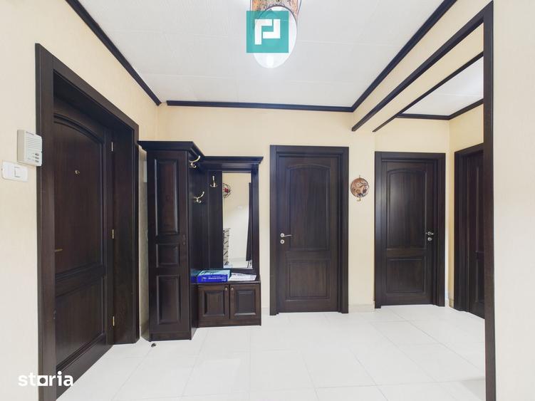 Apartament cu 3 camere decomandat în Ultracentral