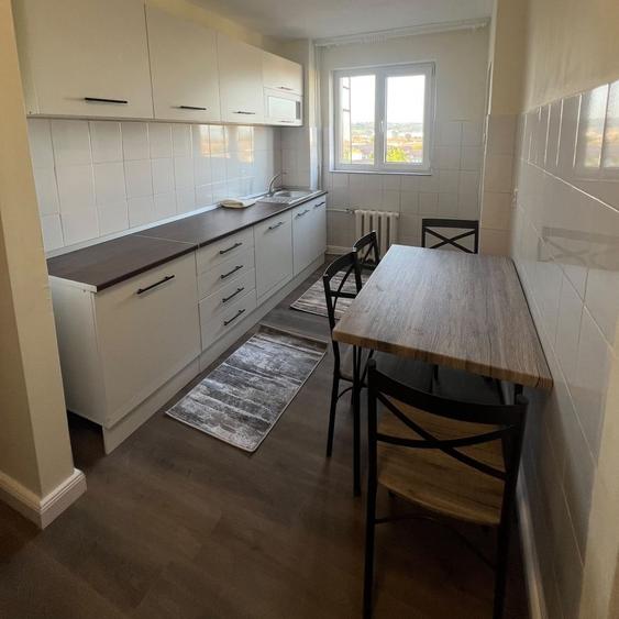 Apartament cu 2 camere decomandat în Cihei