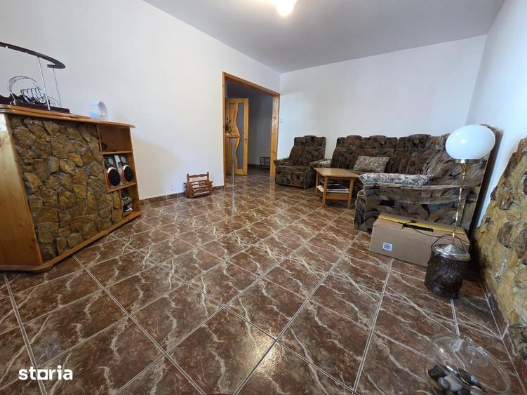 Apartament cu 3 camere în E3
