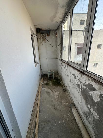 Apartament cu 2 camere decomandat în Exterior Vest