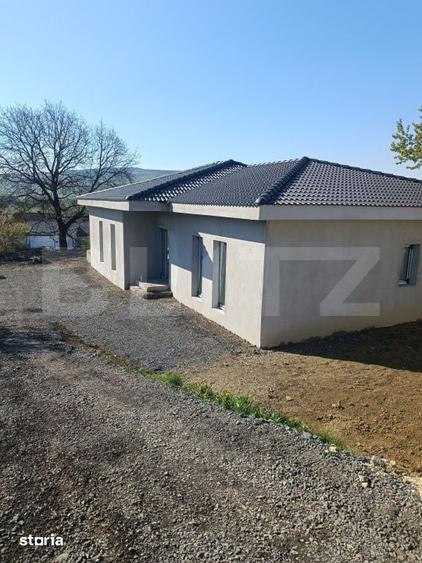 Casă cu 4 camere cu Teren 700 Mp în Central