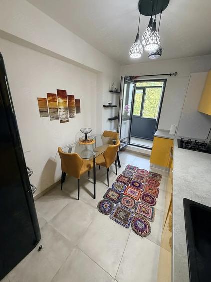 Apartament cu 2 camere decomandat în Doamna Ghica