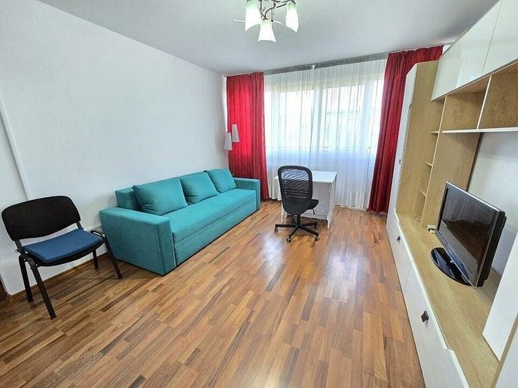 Apartament cu 2 camere decomandat în Cantemir