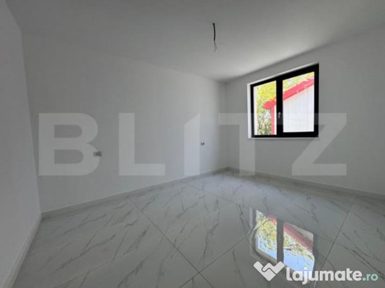 Casă cu 4 camere cu Teren 240 Mp în Central
