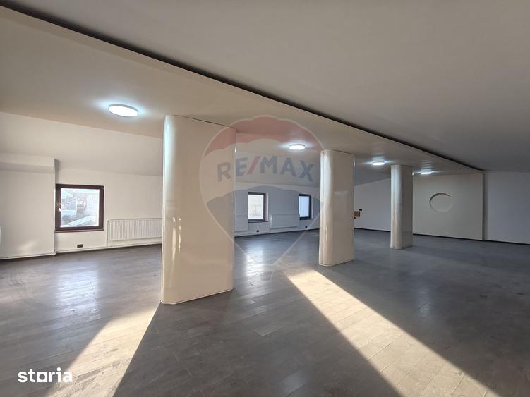 Spațiu comercial, de 535.37 mp, în Central