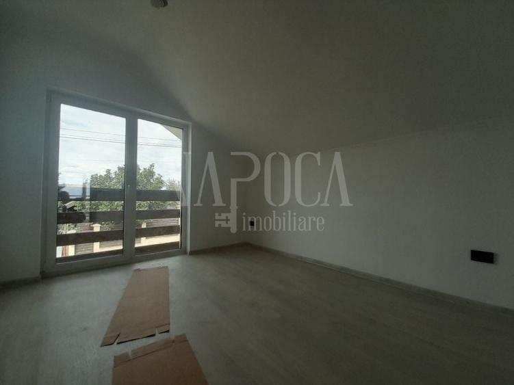 Casă individuală cu 5 camere cu Canalizare în Oncea