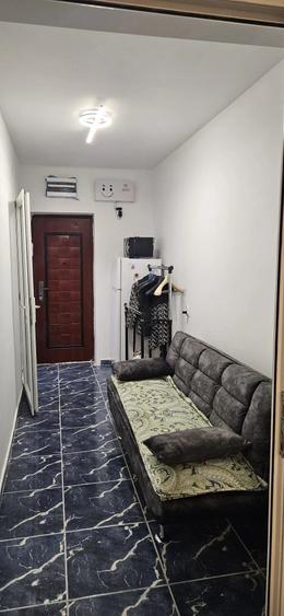 Garsonieră decomandată în Abator