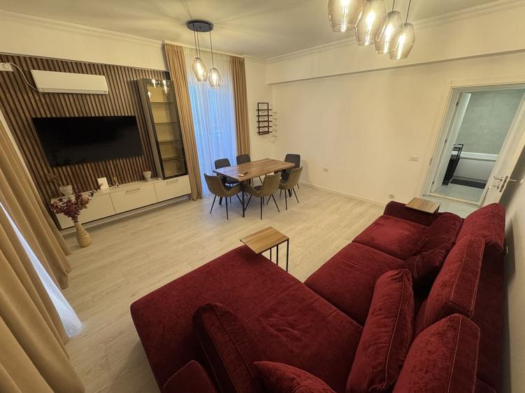 Apartament cu 2 camere decomandat, mobilat în Energia
