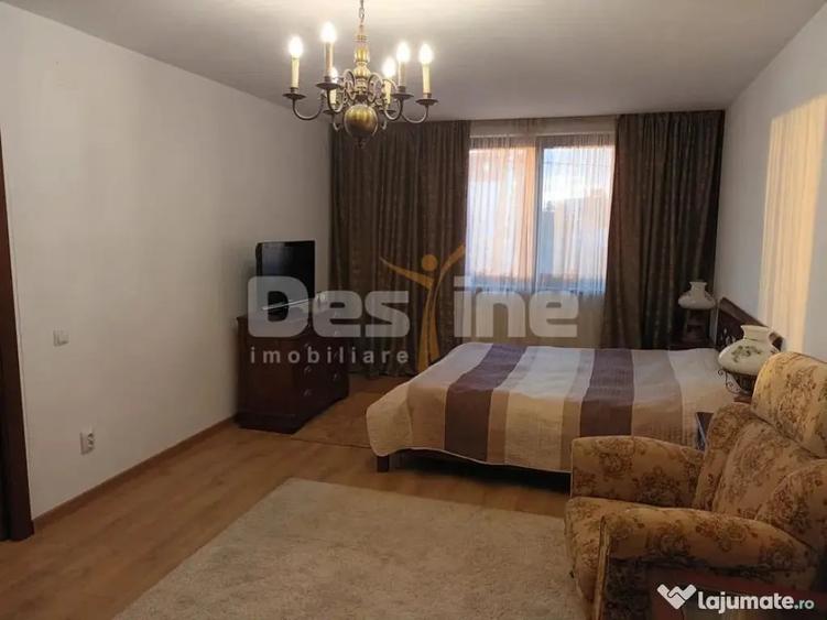Casă cu 5 camere cu Teren 80 Mp în Giulești