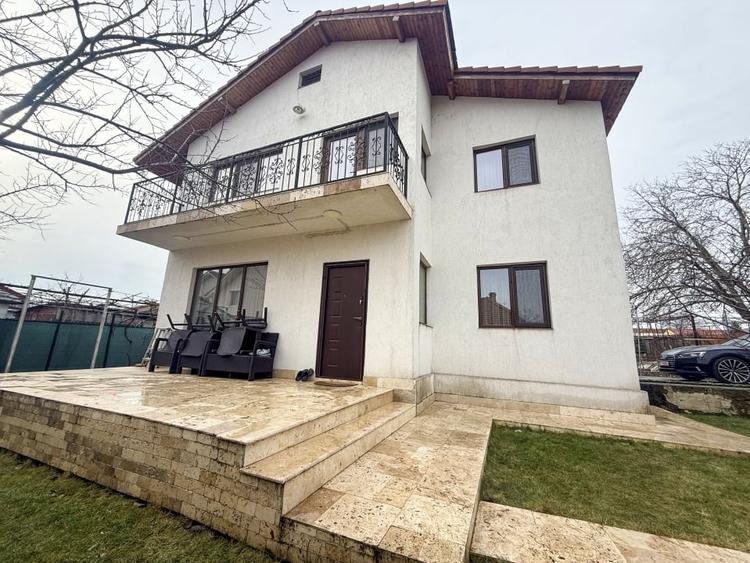 Casă individuală cu 4 camere cu Teren 414 Mp în Valu lui Traian